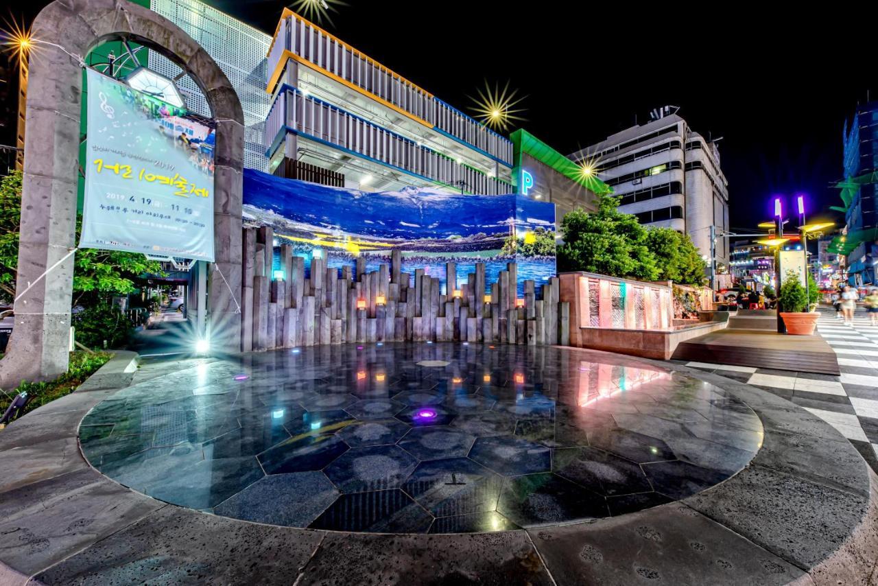 Trevi Hotel Jeju Eksteriør billede