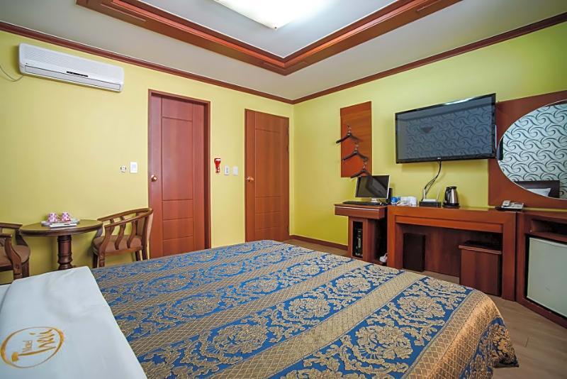 Trevi Hotel Jeju Eksteriør billede