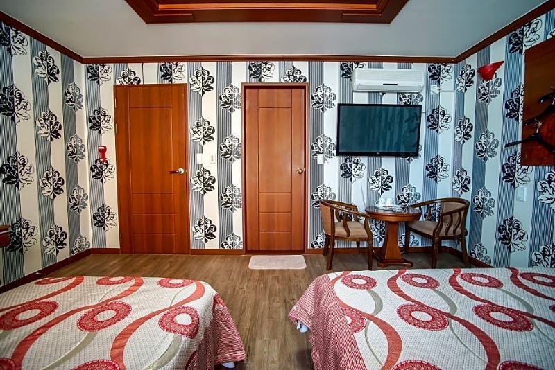 Trevi Hotel Jeju Eksteriør billede
