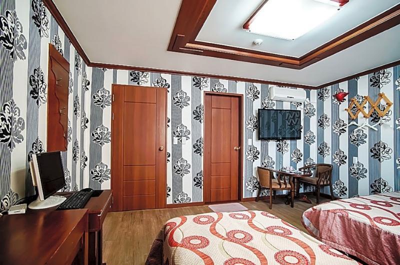 Trevi Hotel Jeju Eksteriør billede