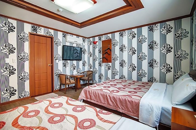Trevi Hotel Jeju Eksteriør billede
